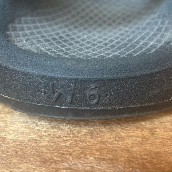 Women’s Chaco Z/Cloud 2 Strap Sandal Size 6 - Picture 5 of 6